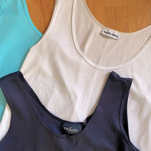 Bundle of tank tops - Picture 2 of 3